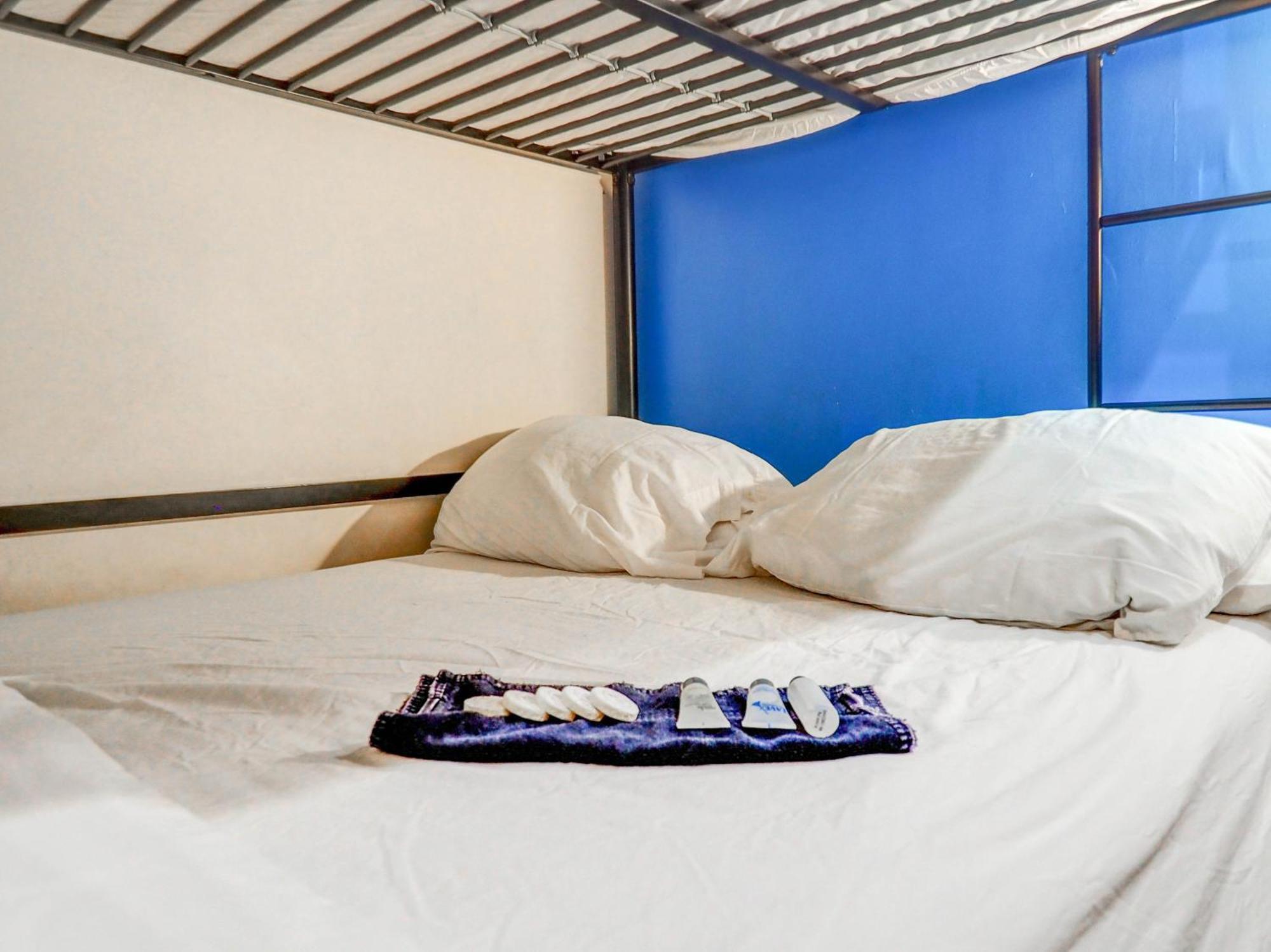 Empire Broadway Retreats *