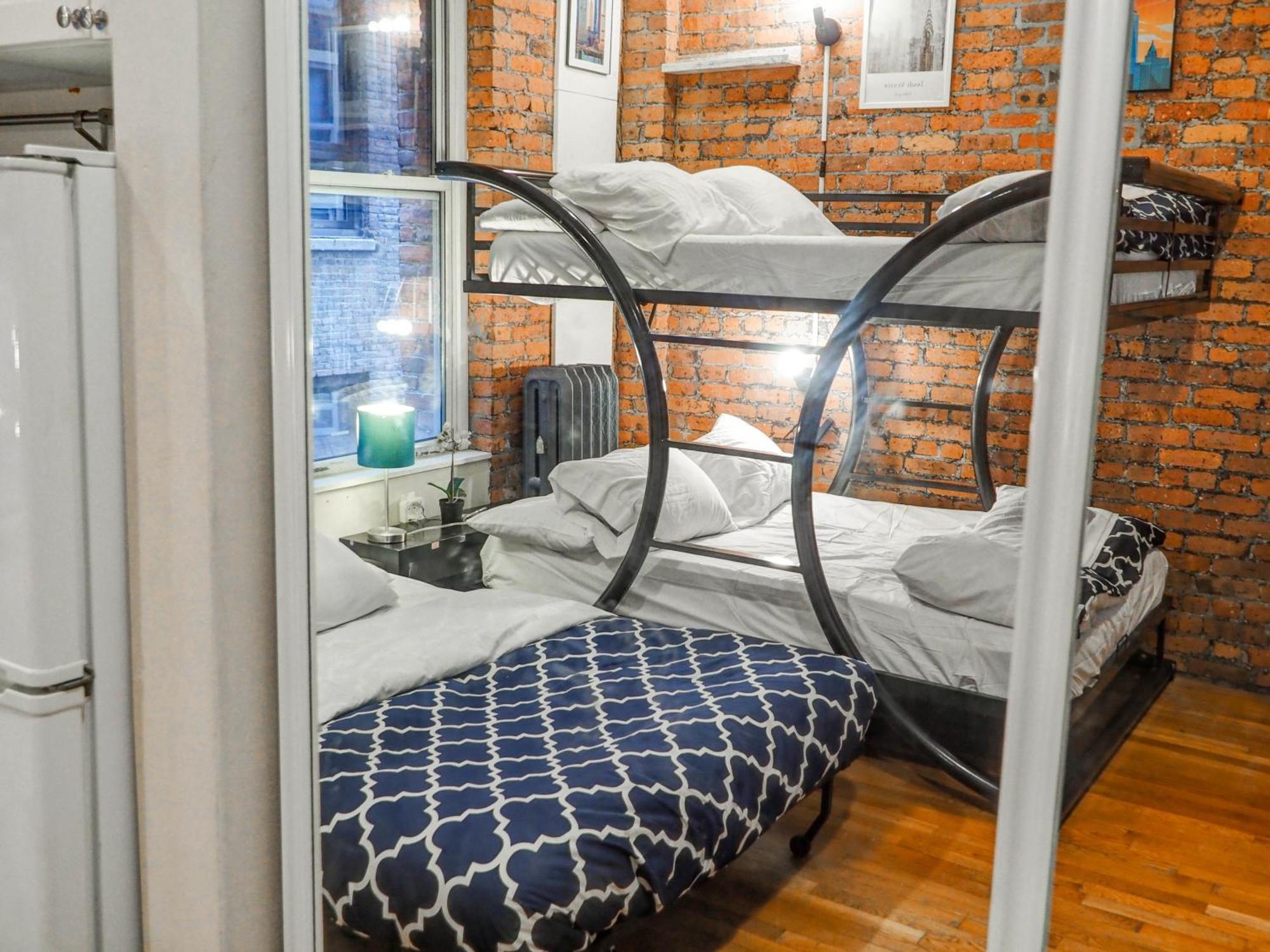 Apartment Empire Broadway Retreats *