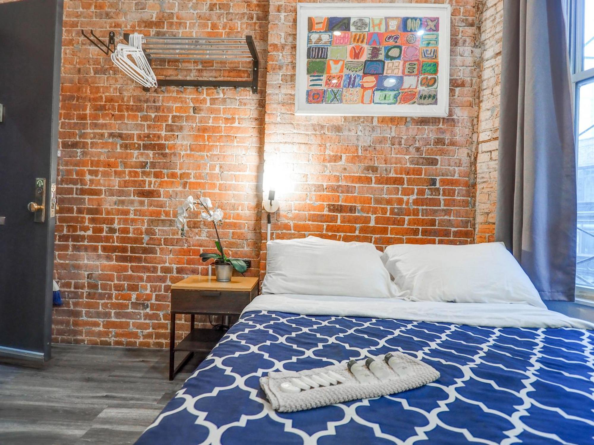 Apartment Empire Broadway Retreats *