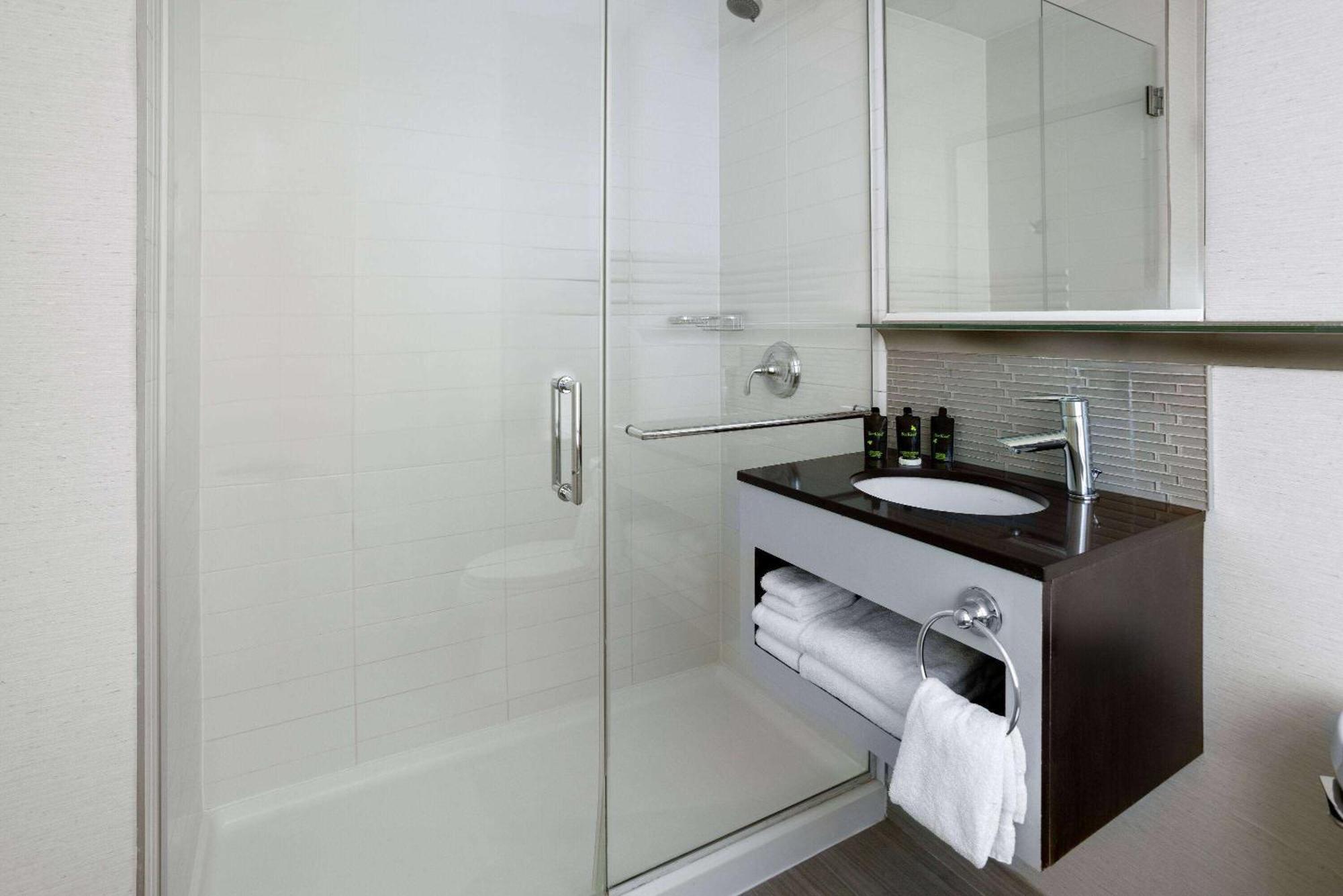 Hotel The Herald By Luxurban