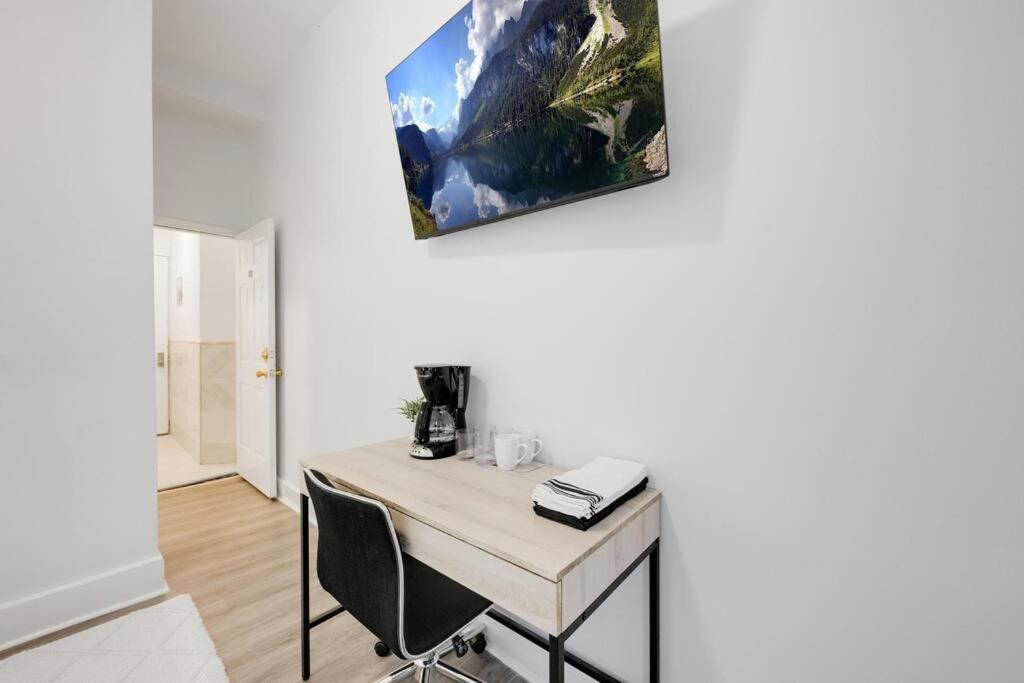 Bay Ridge Luxe: Stylish & Comfortable