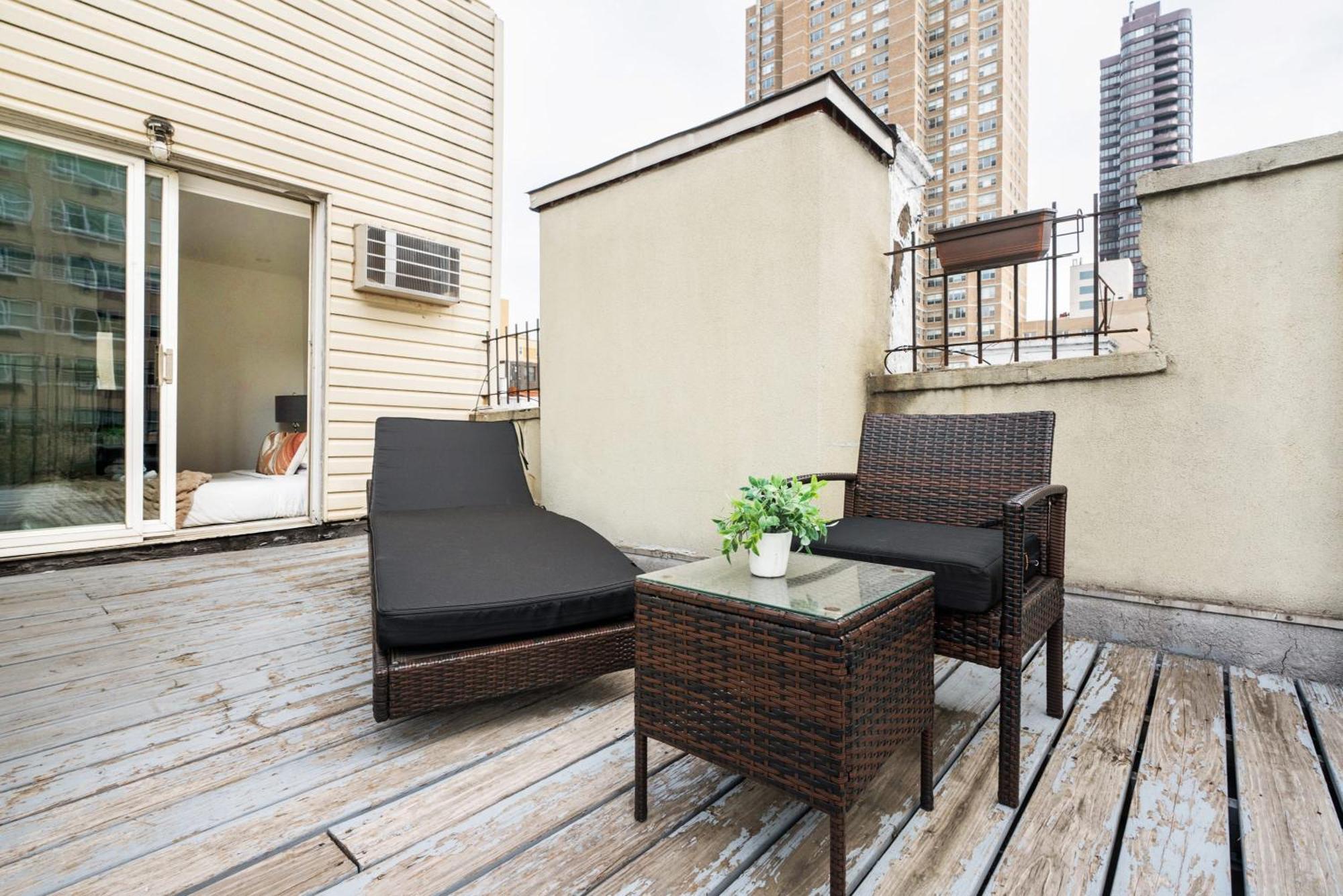 1597-phn Ph Duplex -private Outdoor Deck W D Apartment