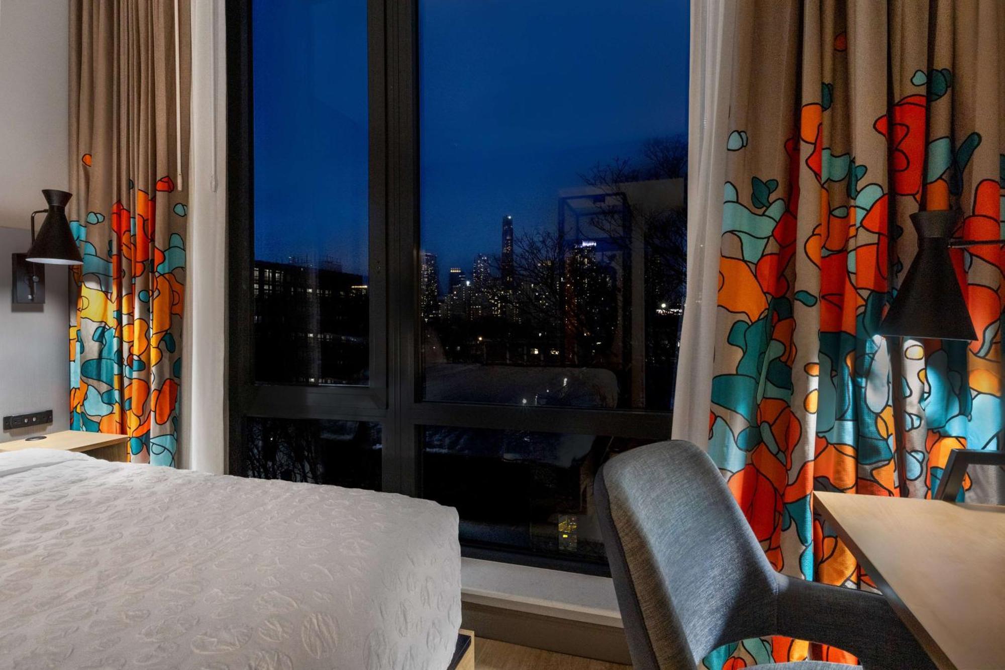 Hotel Tru By Hilton Brooklyn New York