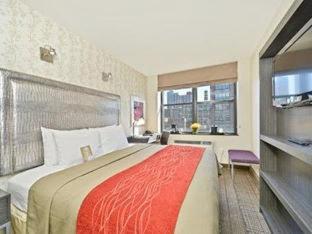 Hotel Times Square West Hotel, Bw Signature Collection 3*