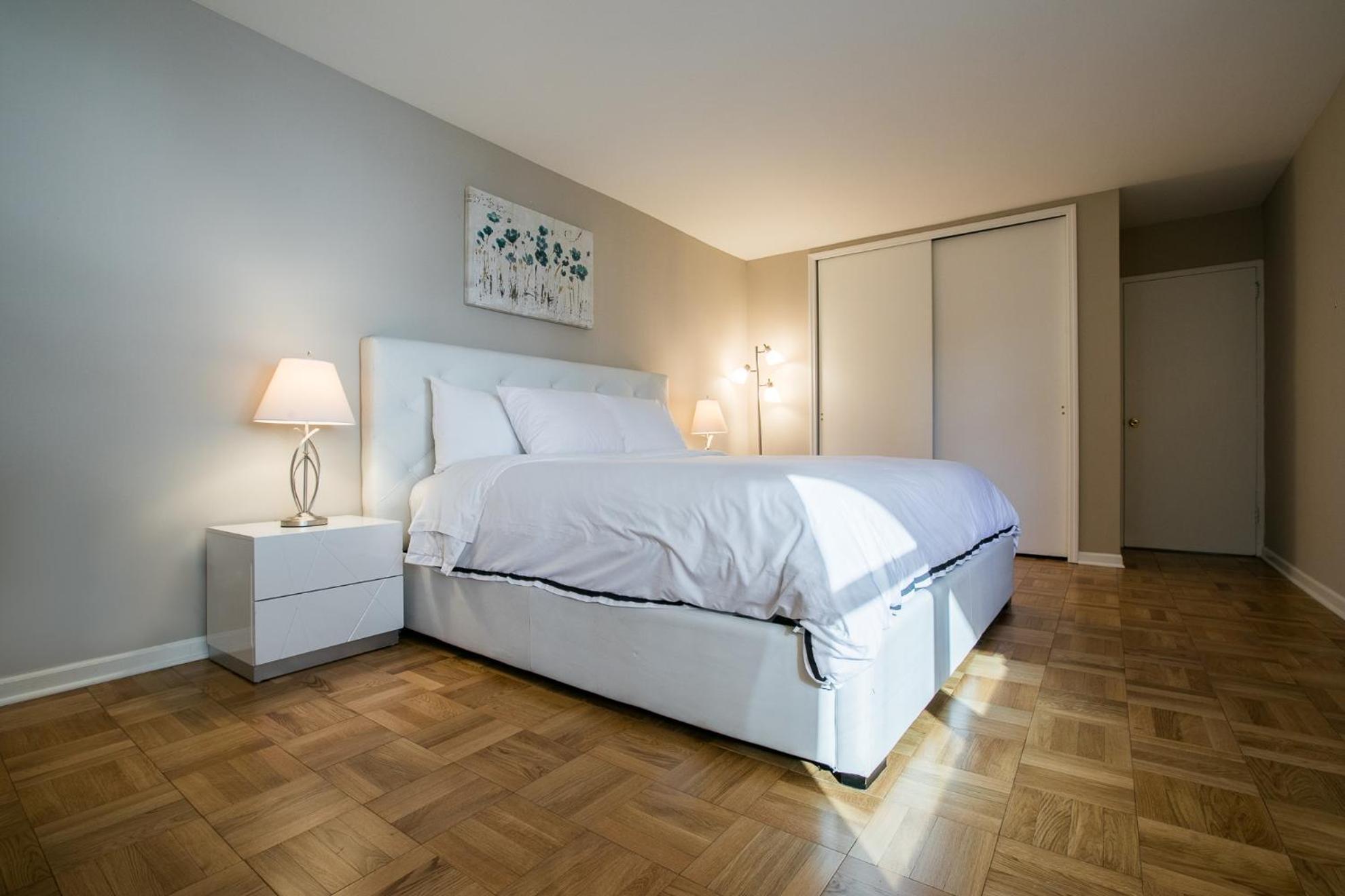 Spectacular 2 Beds/2 Baths Apartment New York