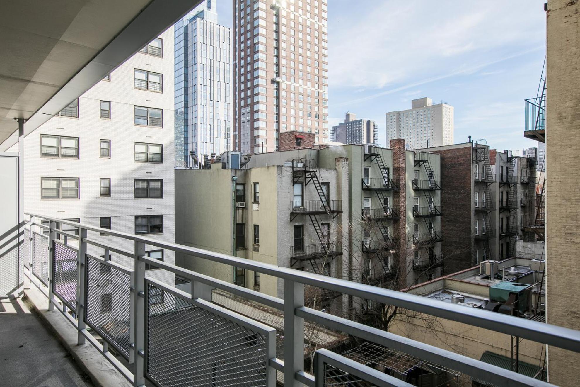 Apartment Spectacular 2 Beds/2 Baths