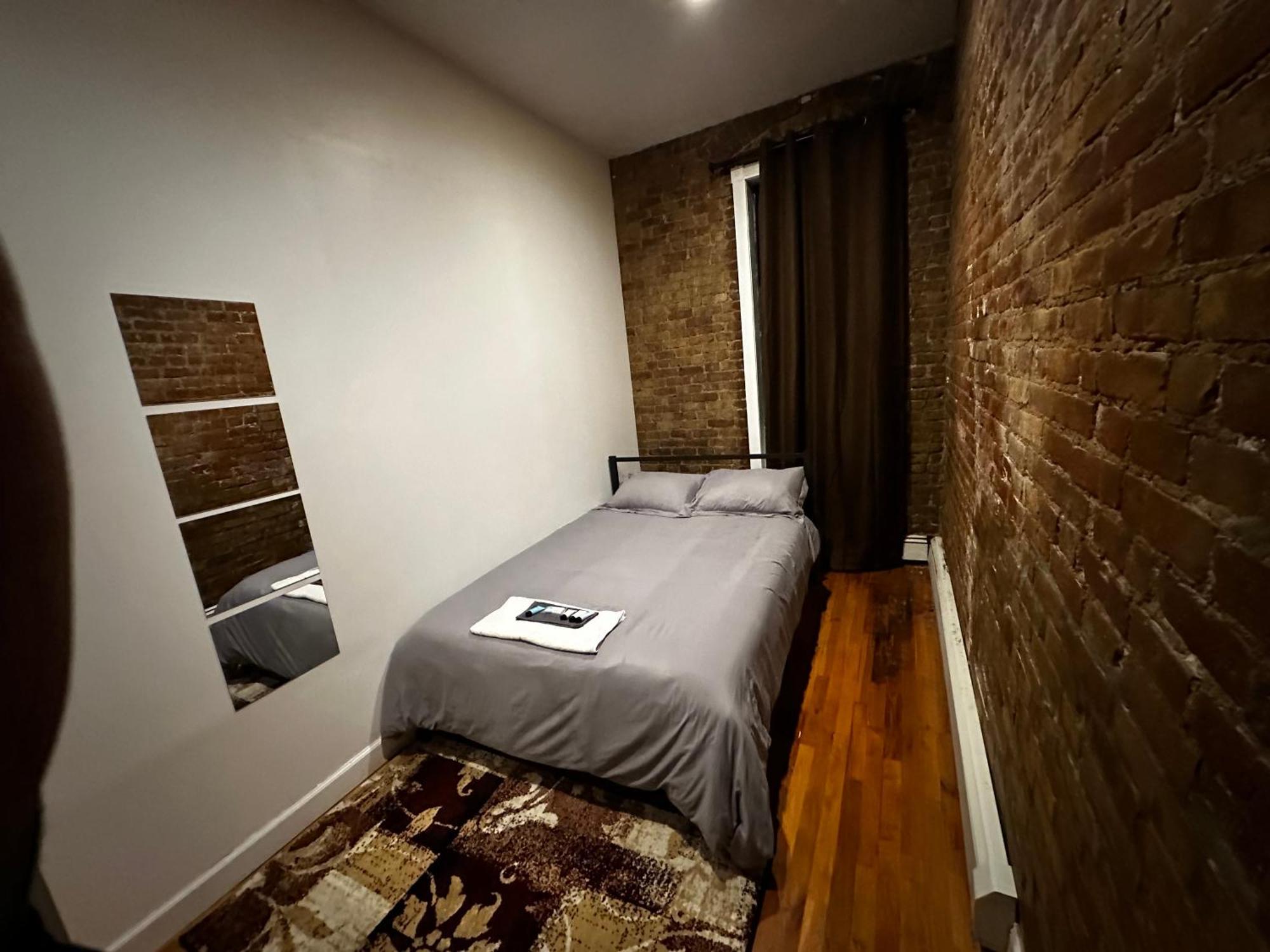 Cozy Townhouse In Manhattan Séjour chez l'habitant
