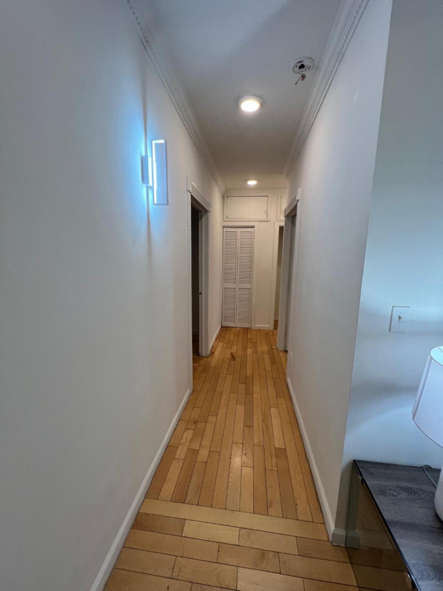 Modern In By Park Apartment