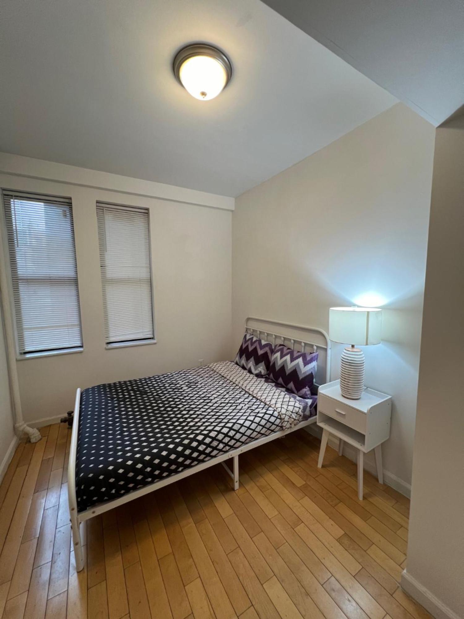 Apartment Modern In By Park New York