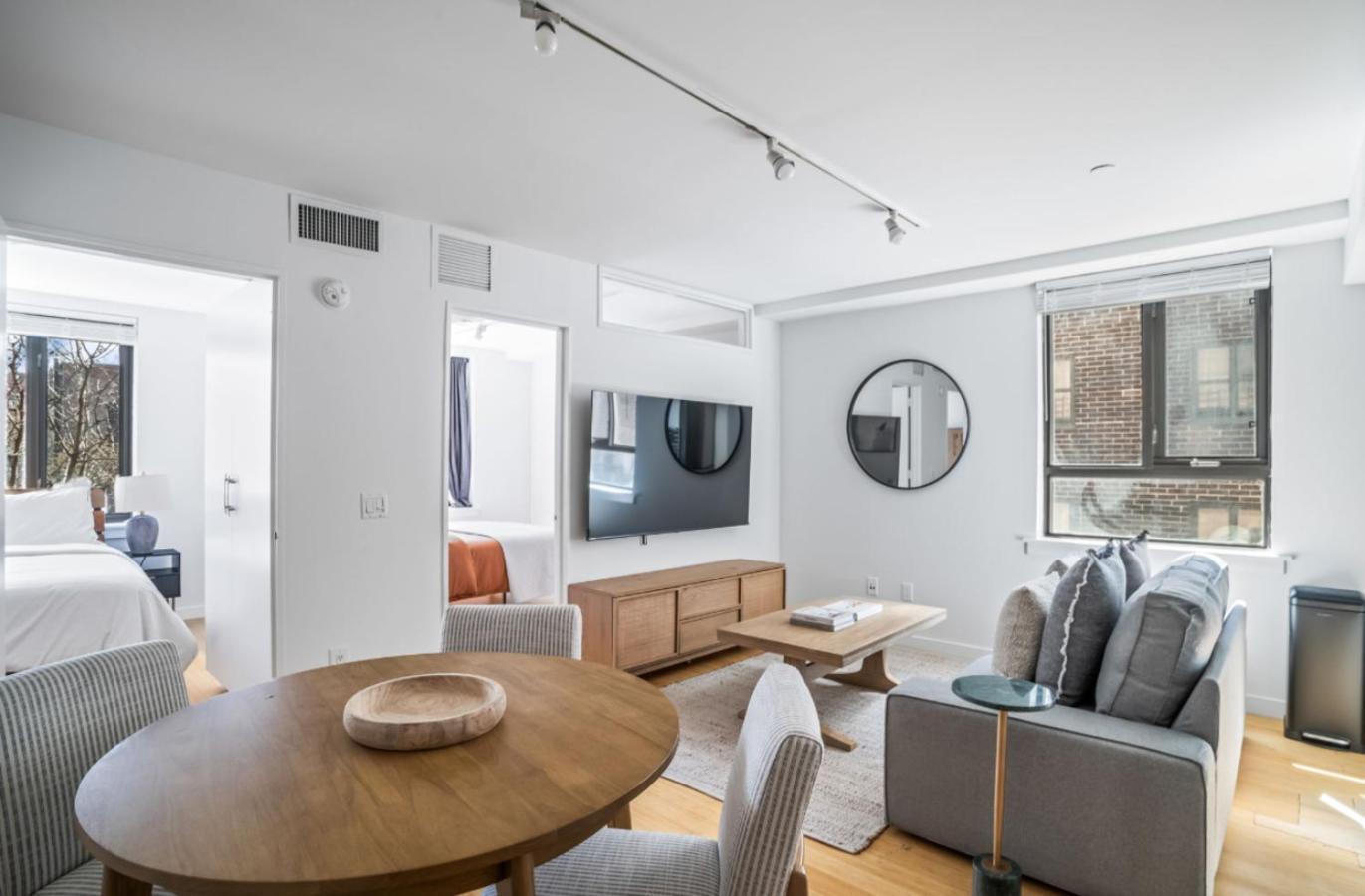 Manhattan Luxury 3 *