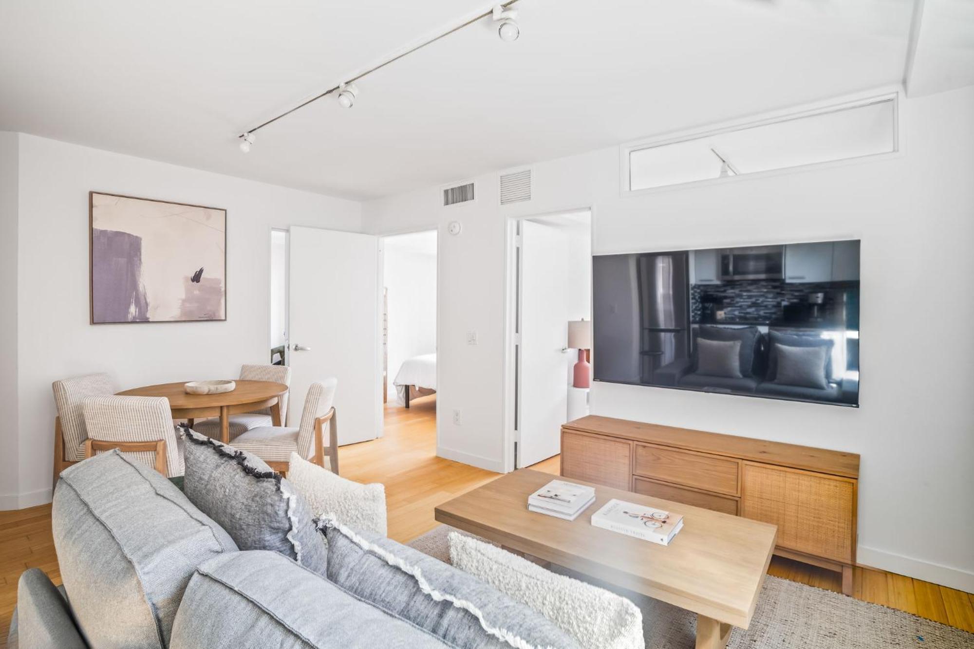 Family 3 Bedroom 1 Bath Getaway Appartement