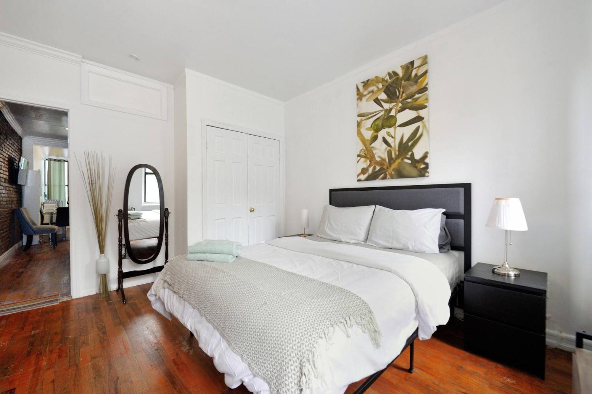 Apartment Near Time Square Cozy 2br In Nyc *