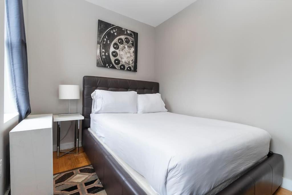 Renovated Lower Eastside 2br Washer Dryer Apartment New York