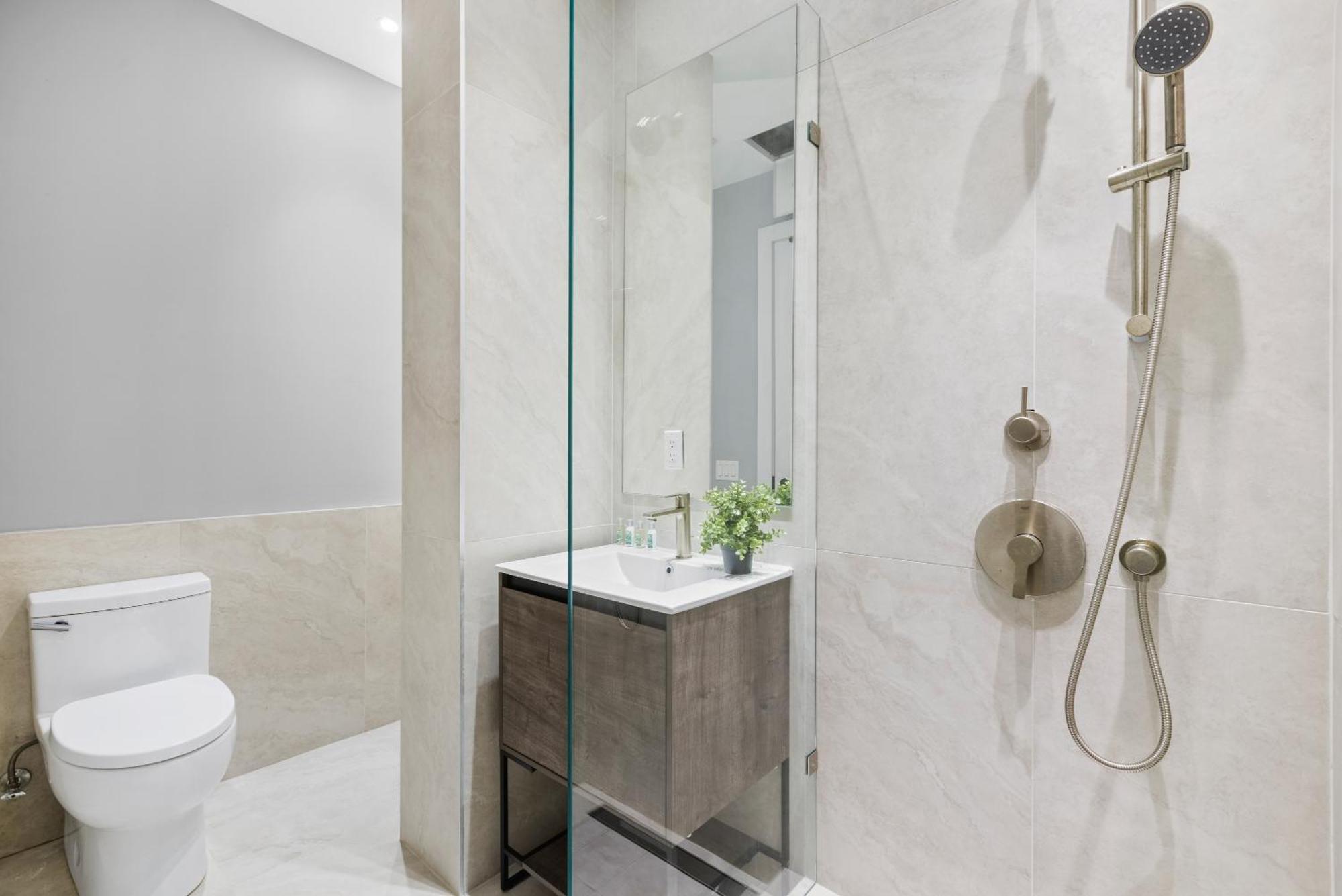 Global Luxury At The Arches Hotel