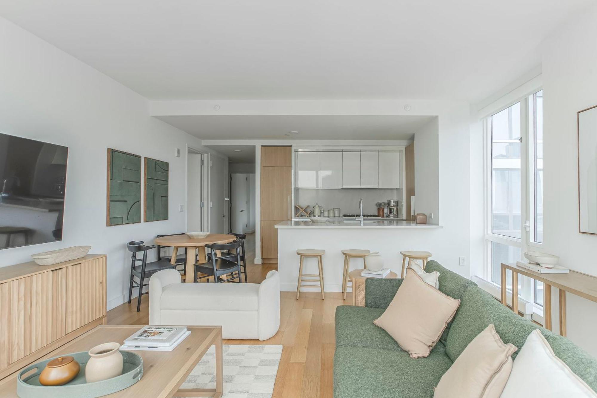 Adorable Hiding 2bd 2bath Gem Appartement