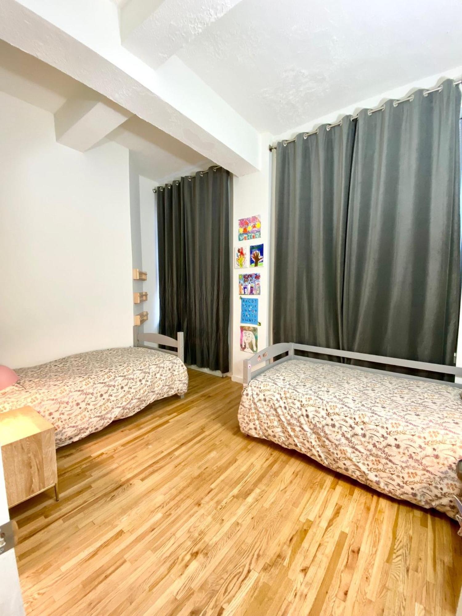 Luxury Apartments Next To Times Square Apartment *