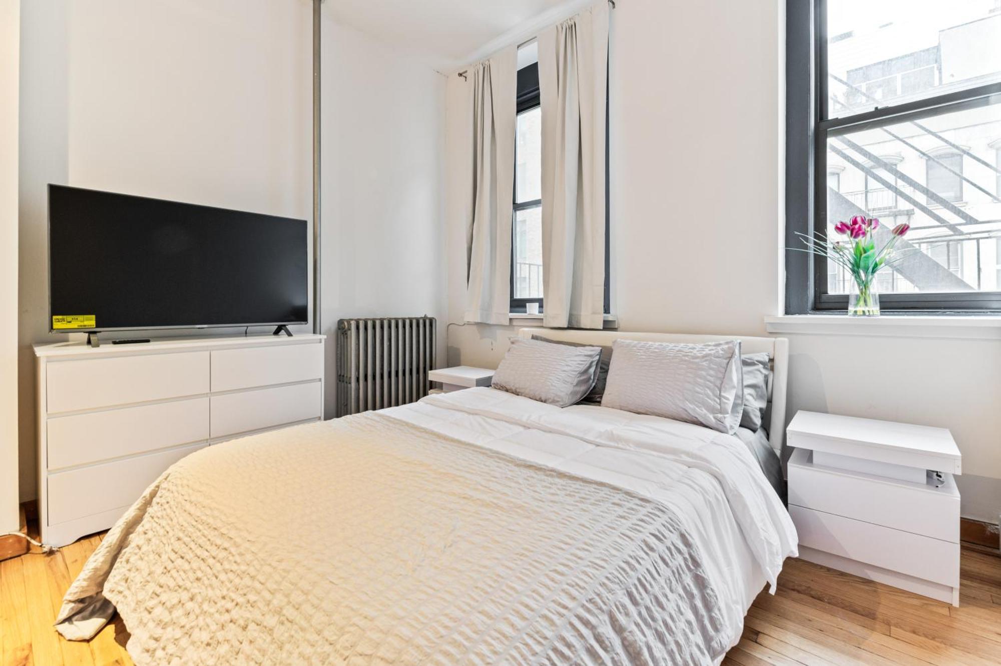Monthly Nyc Rentals- Modern 4 Bedroom Unit Apartment New York