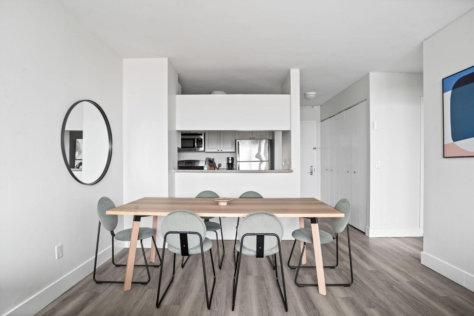 Apartment Inviting 2bedroom 2bath New York