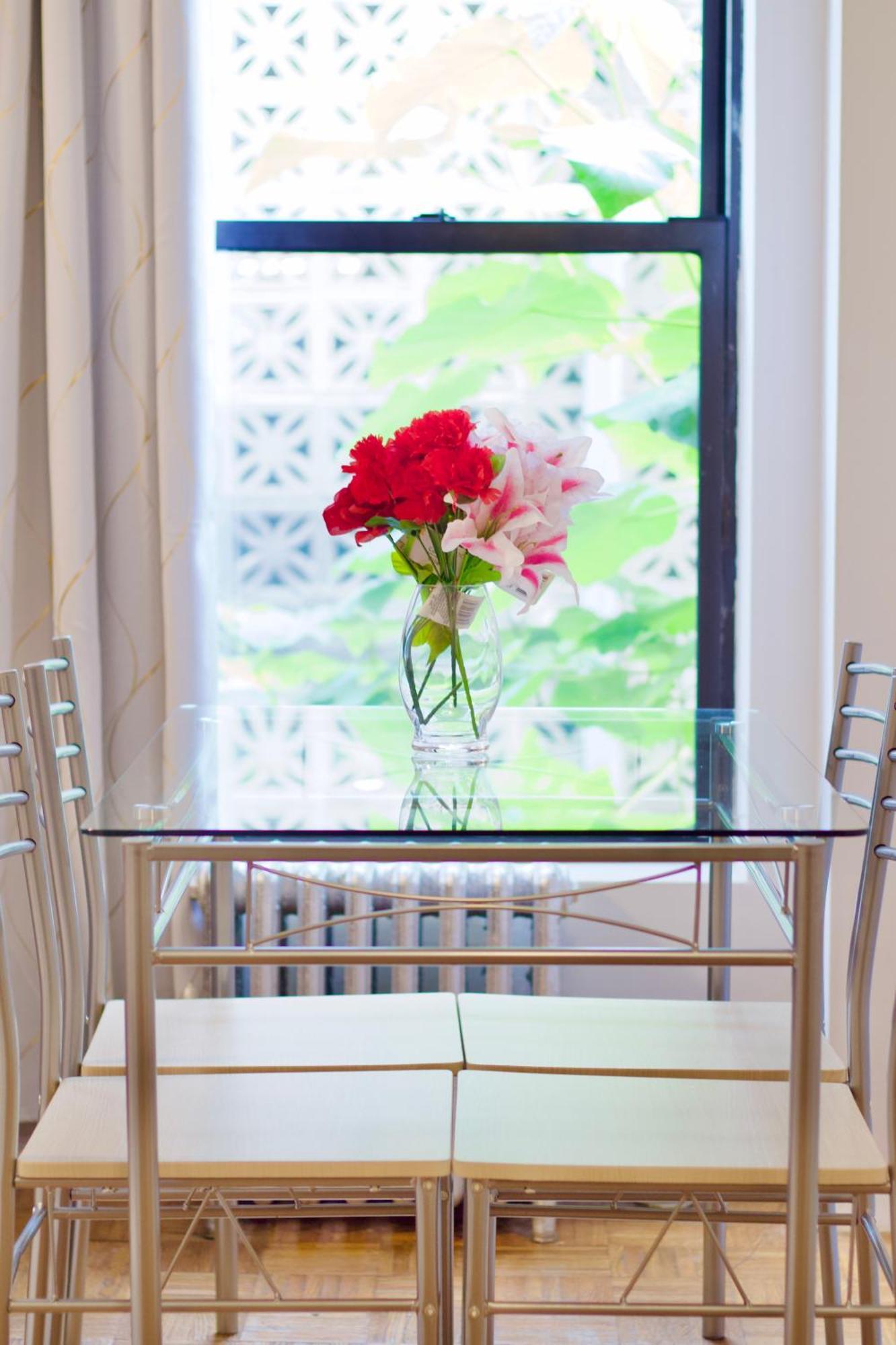 One Block Away From Times Square! Hotel New York