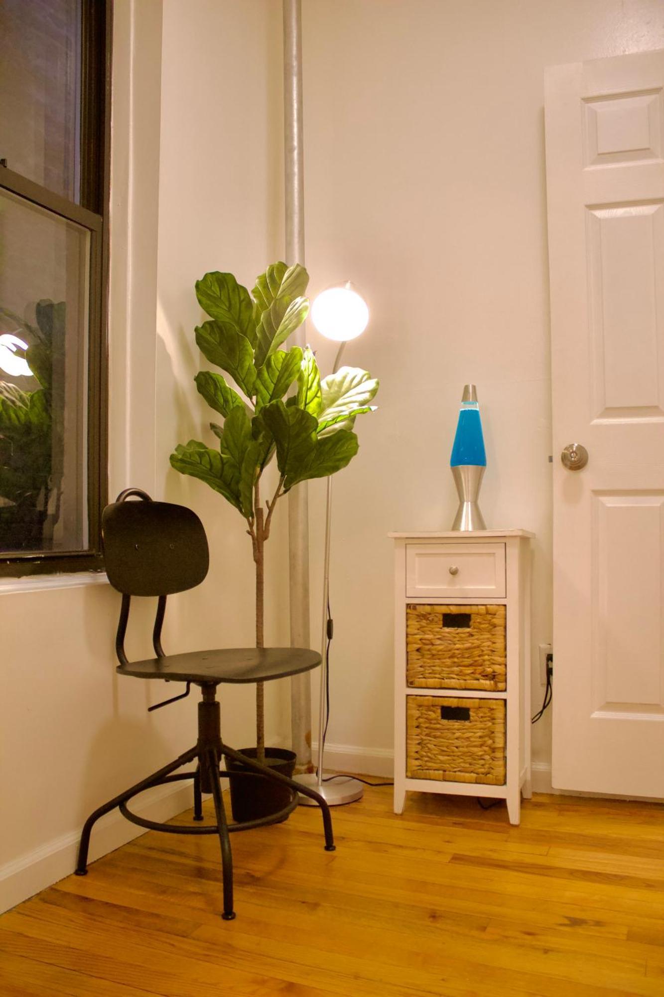 Spacious 2 Bedroom In East Village Nyc 3*