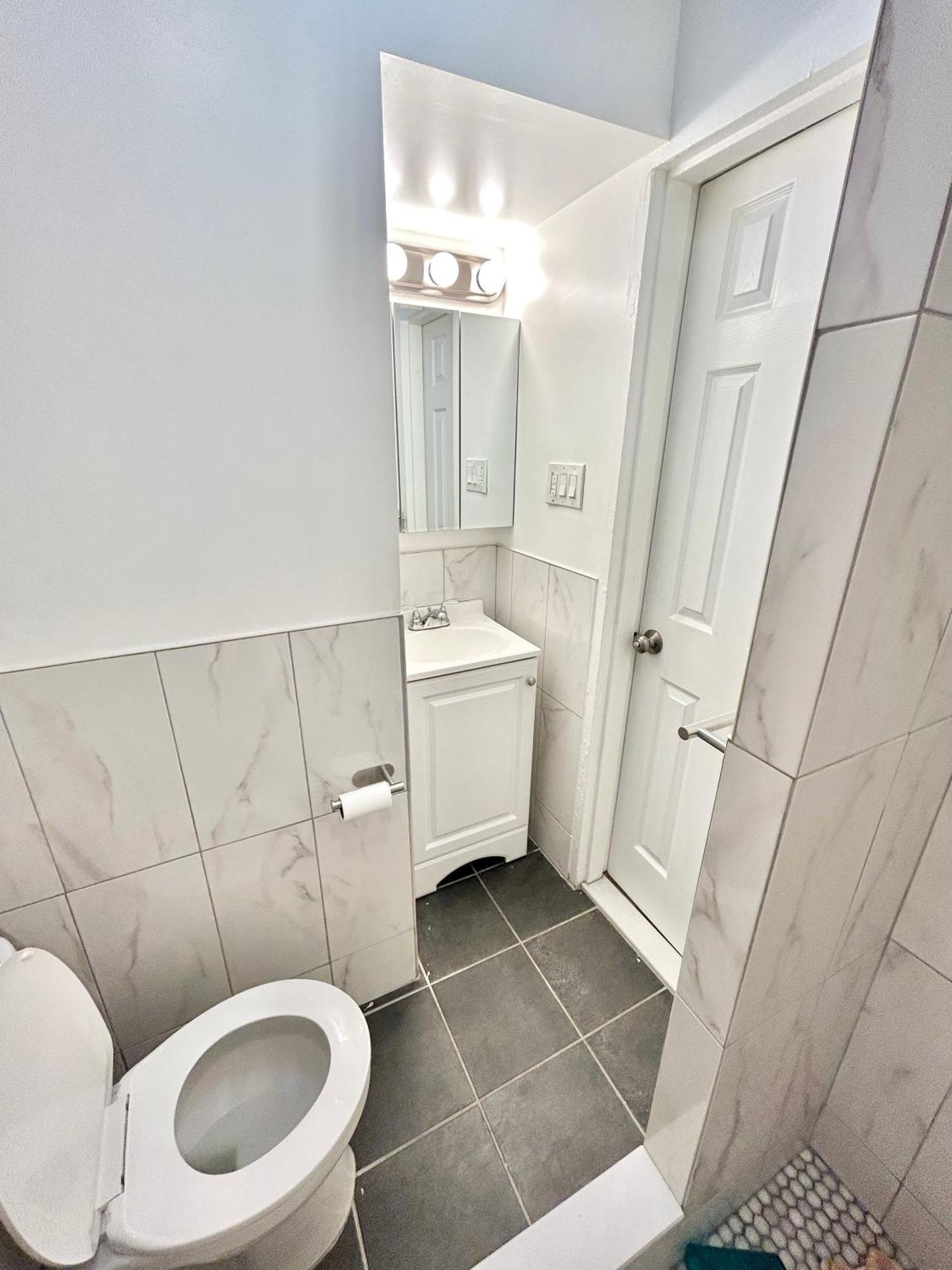 Spacious 2 Bedroom In East Village Nyc Appart hôtel