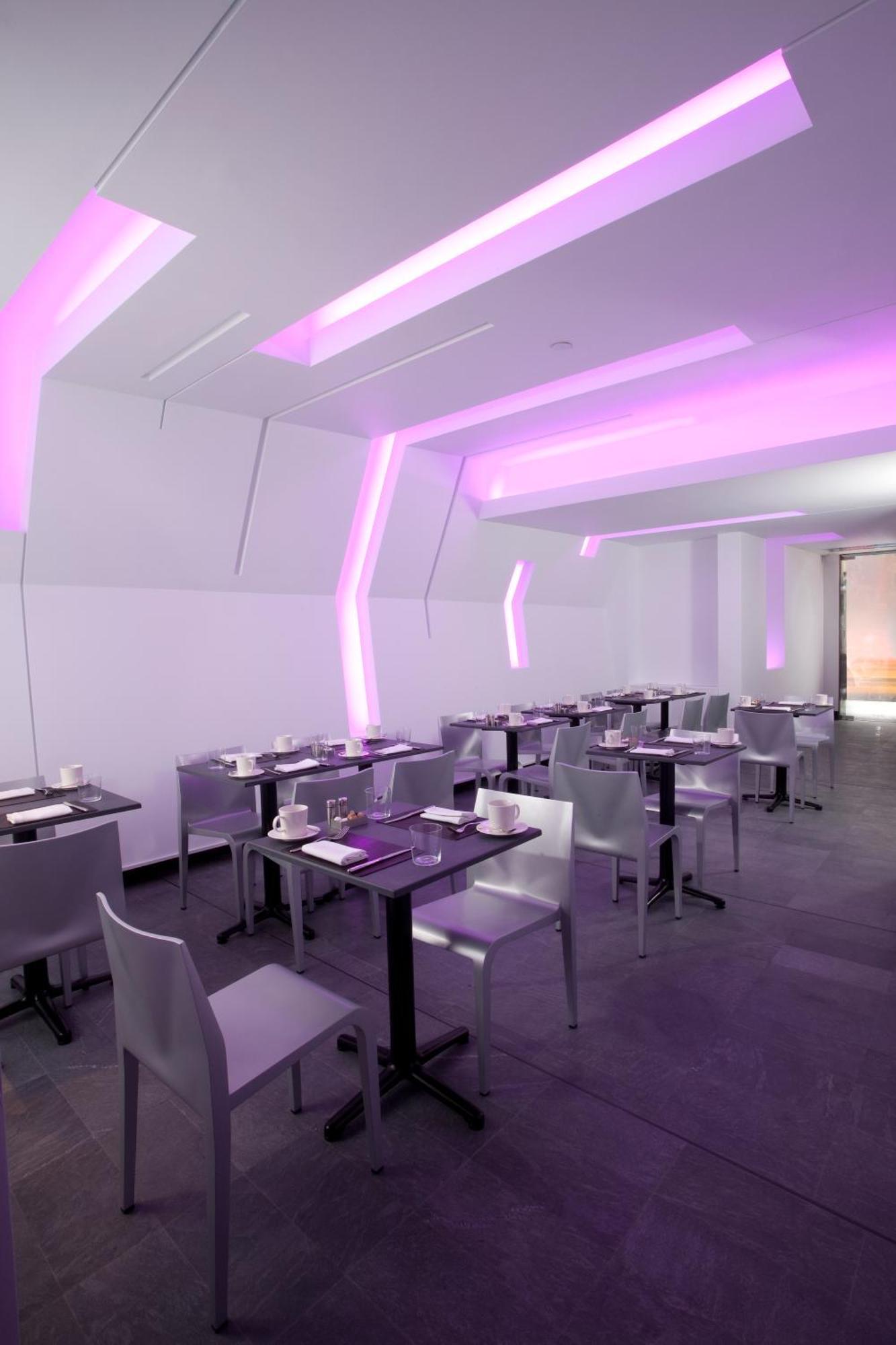 Aparthotel Aka Park 4*