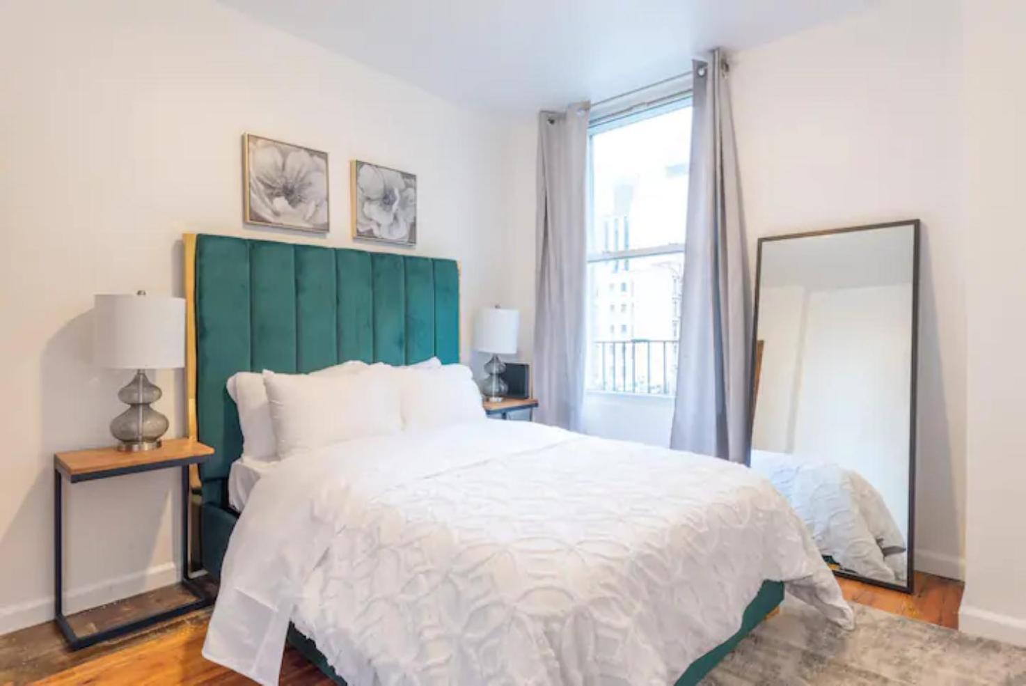 Monthly Nyc Rentals- Flawless 3 Bedroom Unit