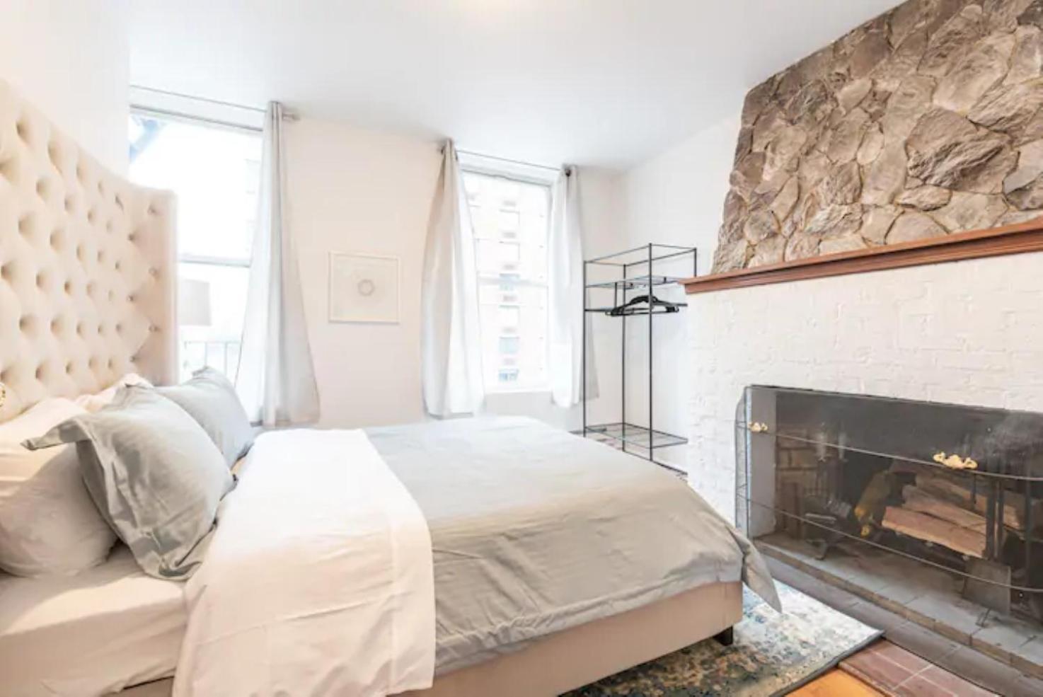 Monthly Nyc Rentals- Flawless 3 Bedroom Unit