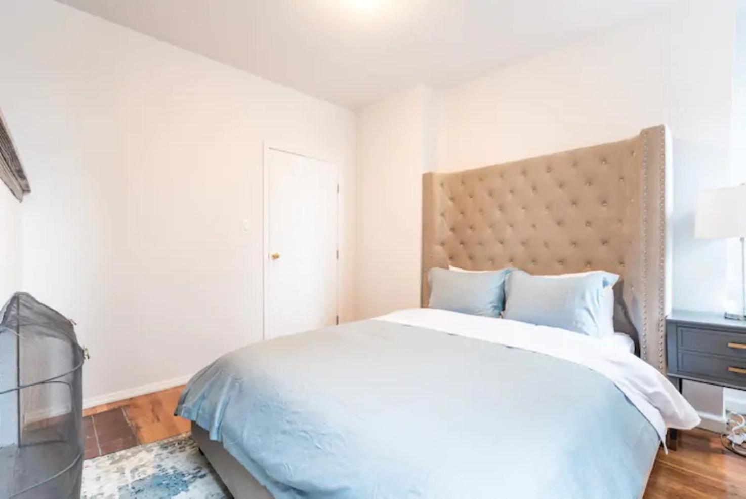 Monthly Nyc Rentals- Flawless 3 Bedroom Unit Apartment