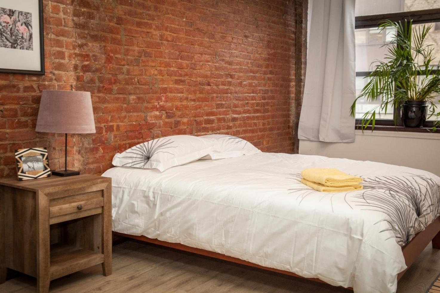 Monthly Nyc - Perfectly Designed 3 Bedroom Unit *