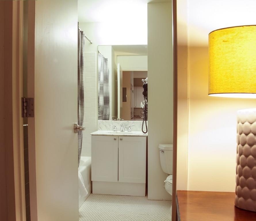 Global Luxury At 15 Park Row Apartment New York