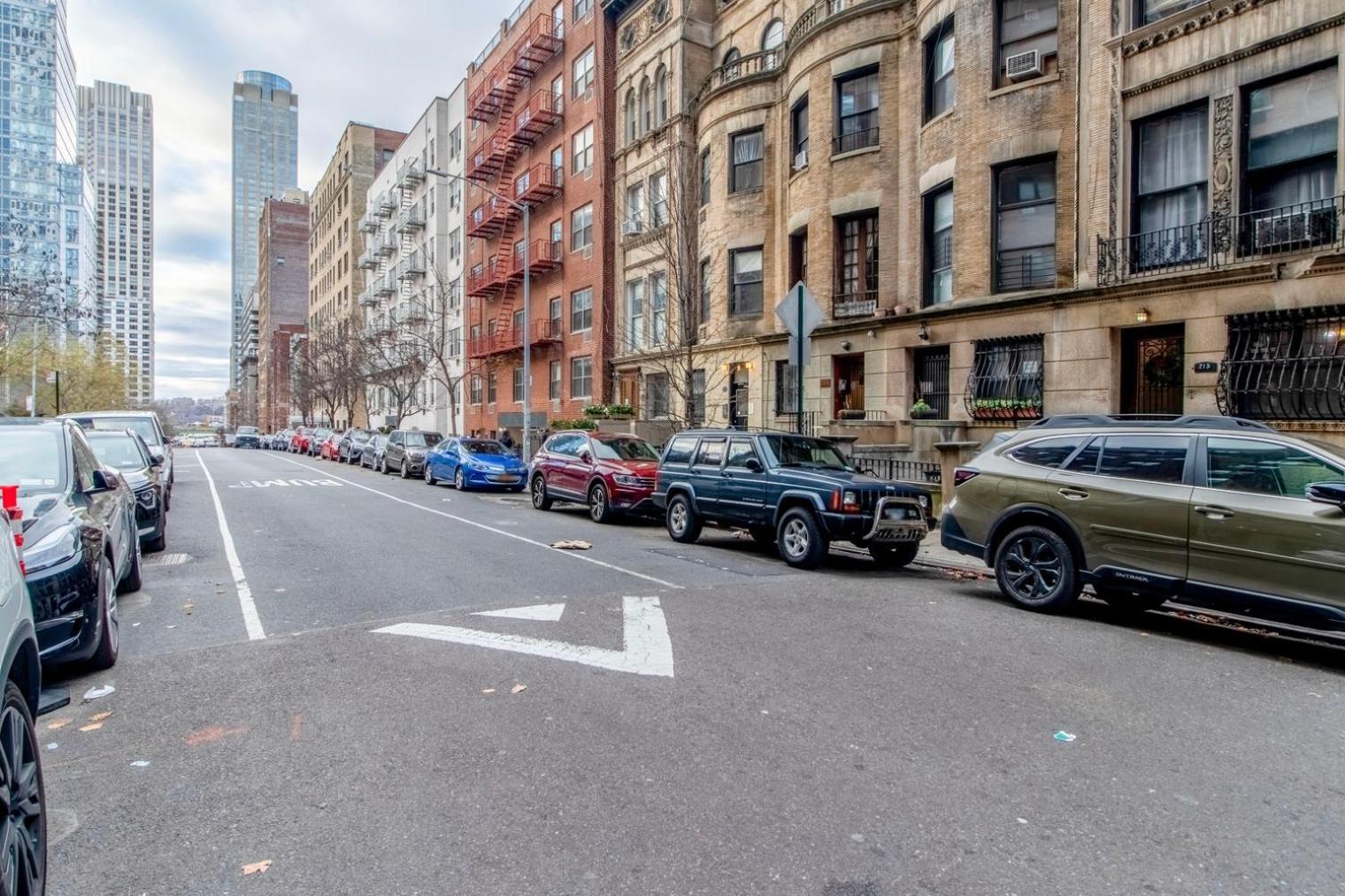 Apartment Homey Uws 1br W Gym Nr Park Nyc-137 New York