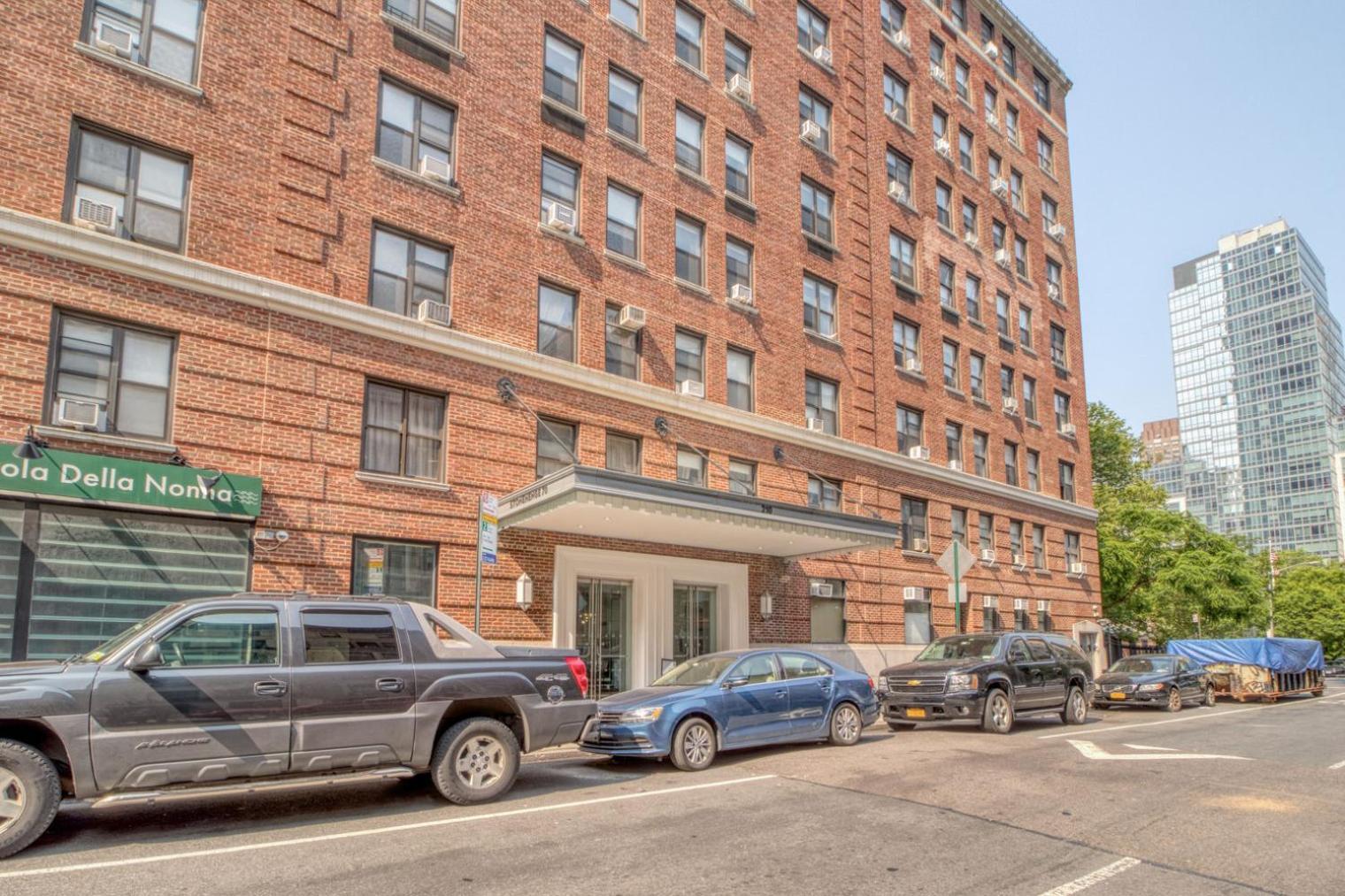 Homey Uws 1br W Gym Nr Park Nyc-137 * New York