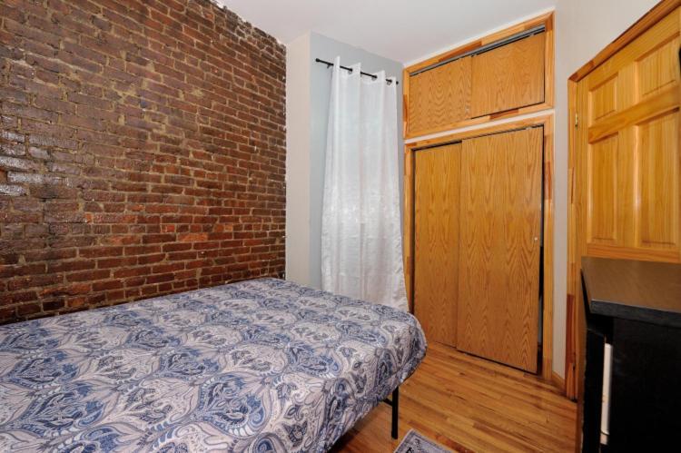 Monthly Nyc Rentals- Appealing 2 Bedroom Unit Apartment