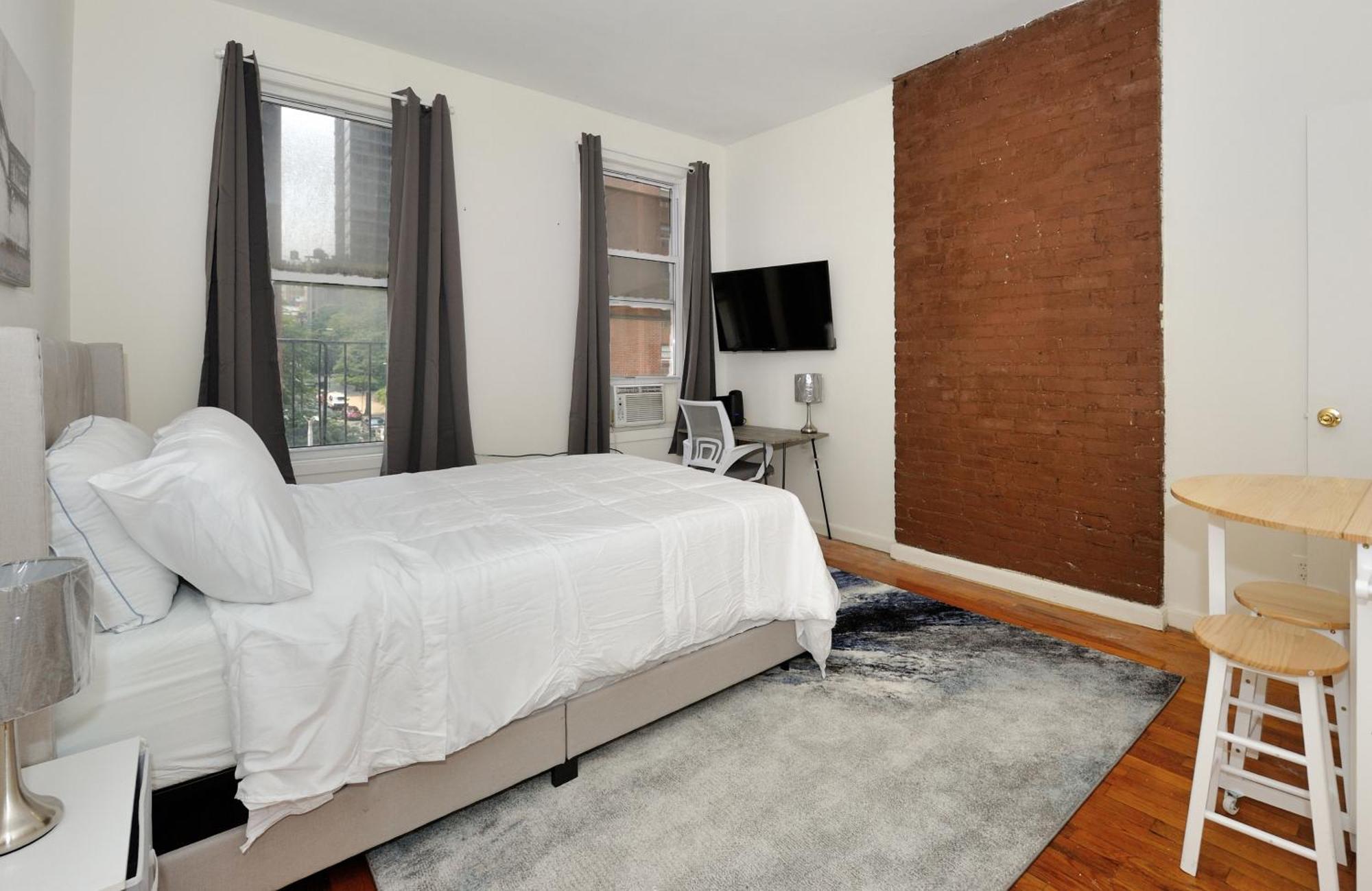 Monthly Nyc Rentals- Welcoming Studio New York