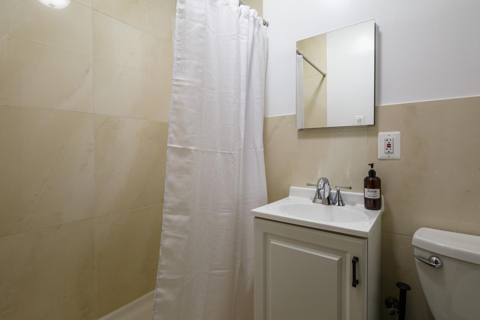 Monthly Nyc Rentals- Cozy Apartment New York