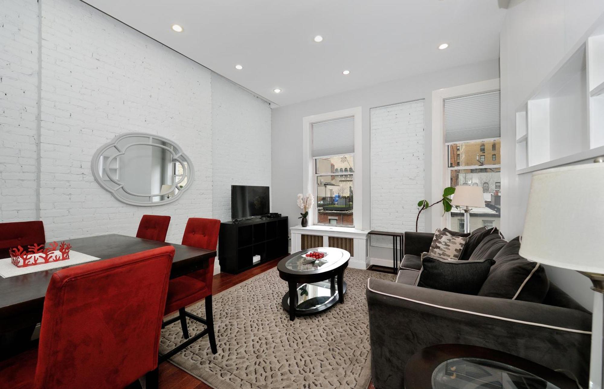 Monthly Nyc Rentals- Gorgeous 1 Bedroom Unit Apartment *