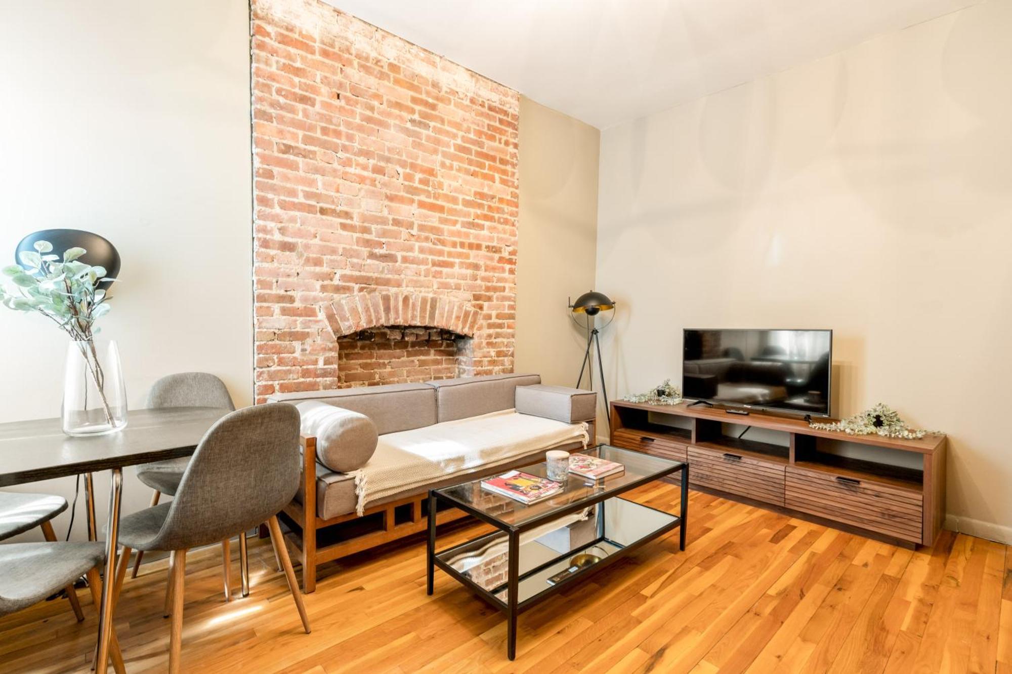 Monthly Nyc Rentals- Amazing 1 Bedroom Unit Apartment New York