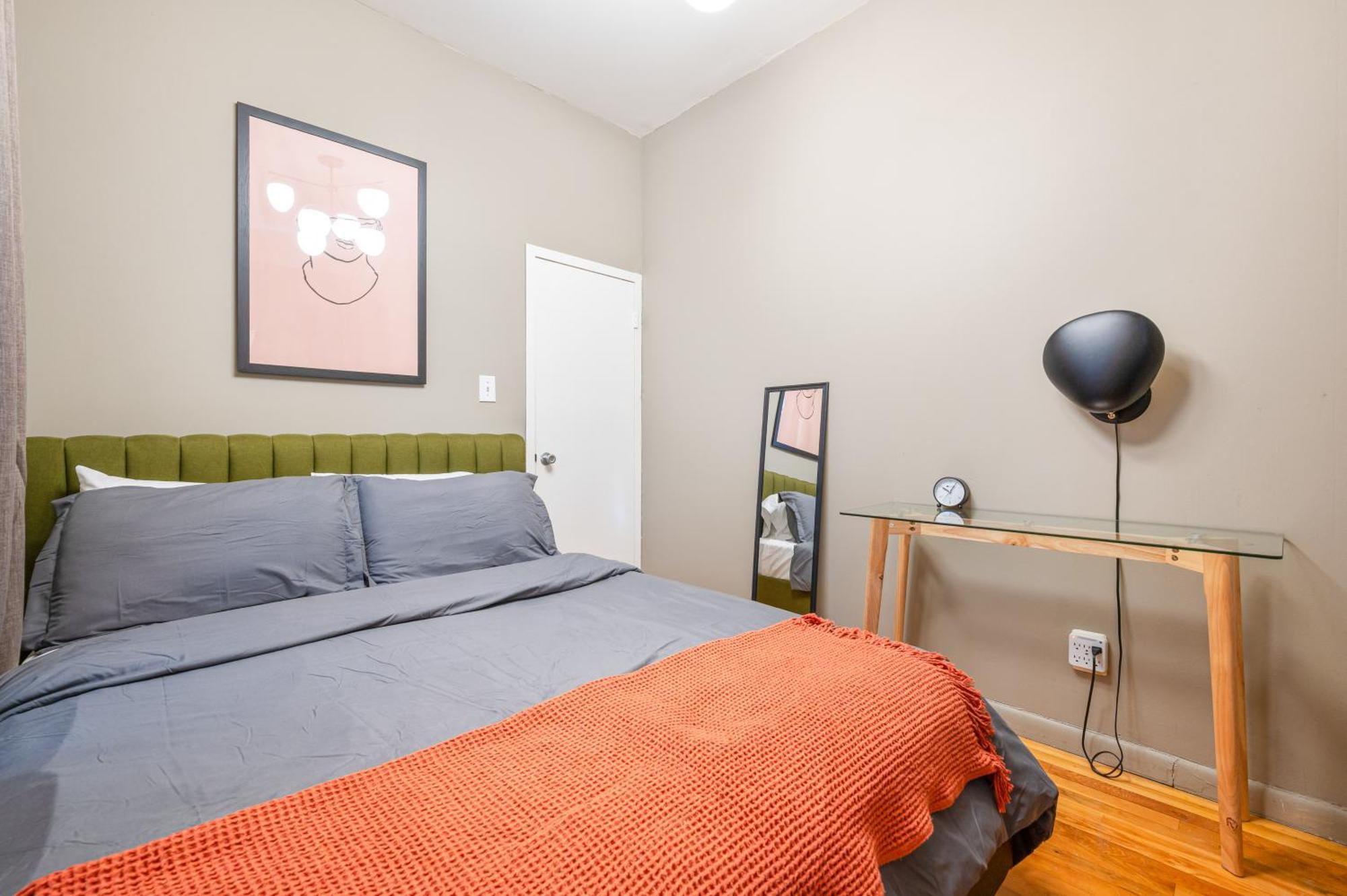Apartment Monthly Nyc Rentals- Amazing 1 Bedroom Unit