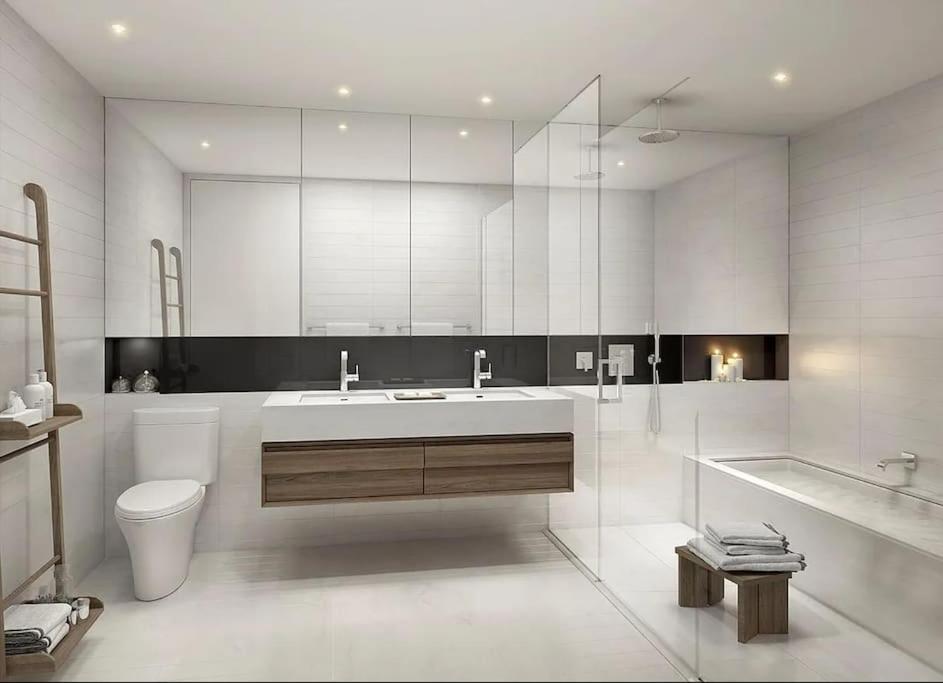 Travive Brand New Five Bedroom Penthouse New York