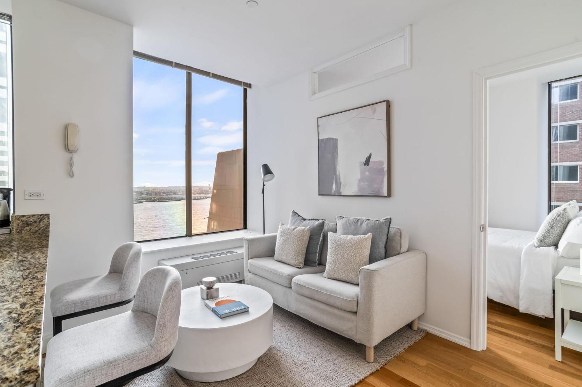 Downtown Modern With 3br And 2ba Appartement *