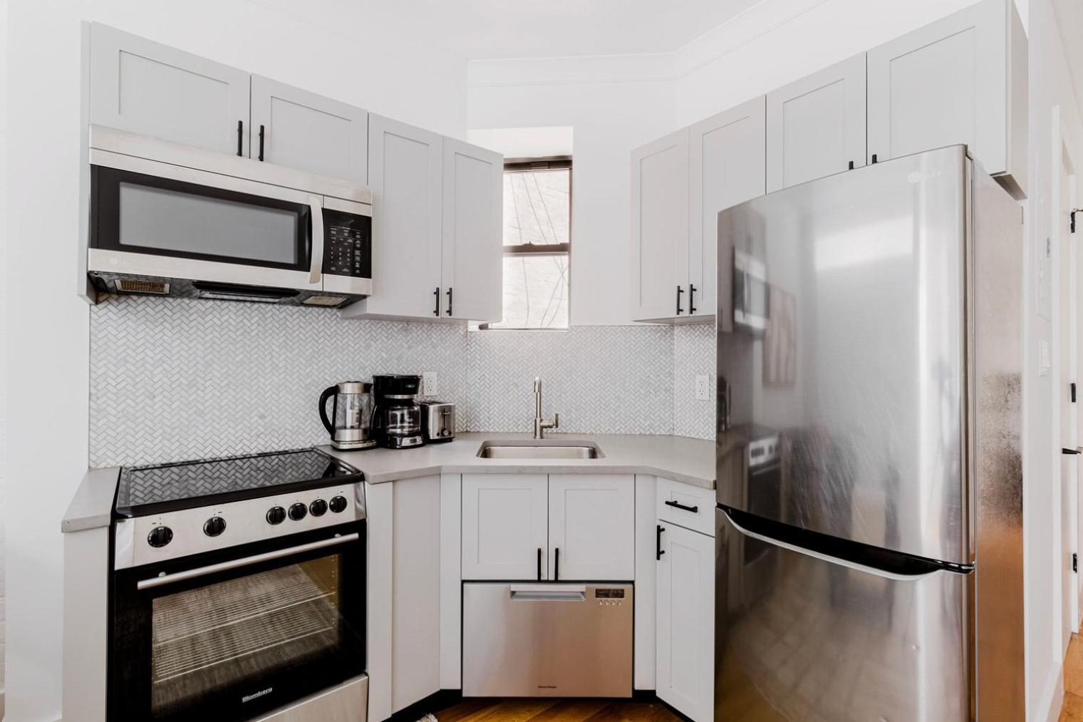 Blueground Lenox Hill Kitchen Ac Wd Nyc-1543 New York