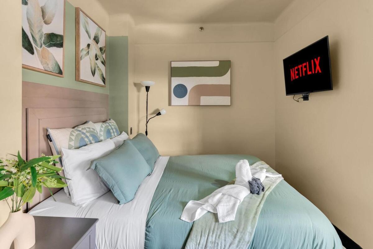 Cozy 2br With Gym And Walk To Times Square Appartement *