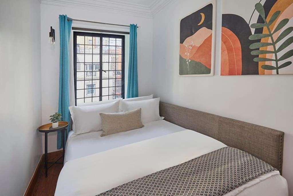 Holiday home Midtown Townhouse W Skyline Rooftop New York