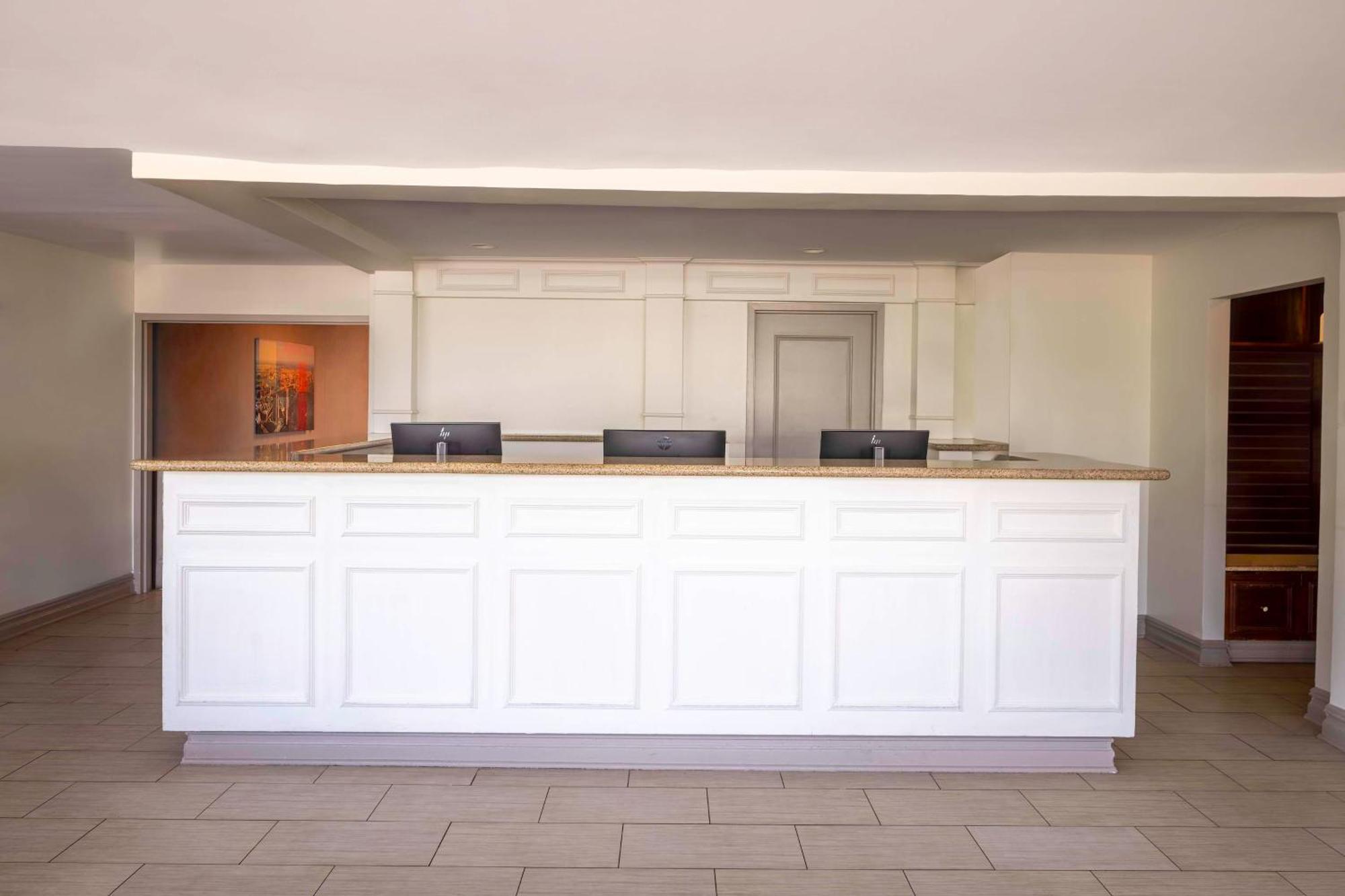 Hotel Hilton Garden Inn Queens / JFK Airport 3*