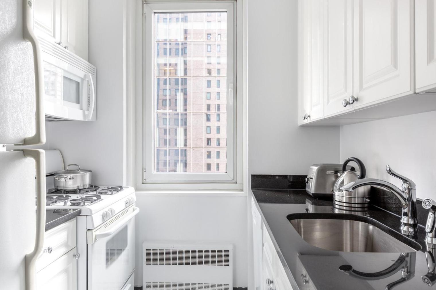 Midtown 2br W Gym Doorman Nr Park Nyc-507 Apartment *
