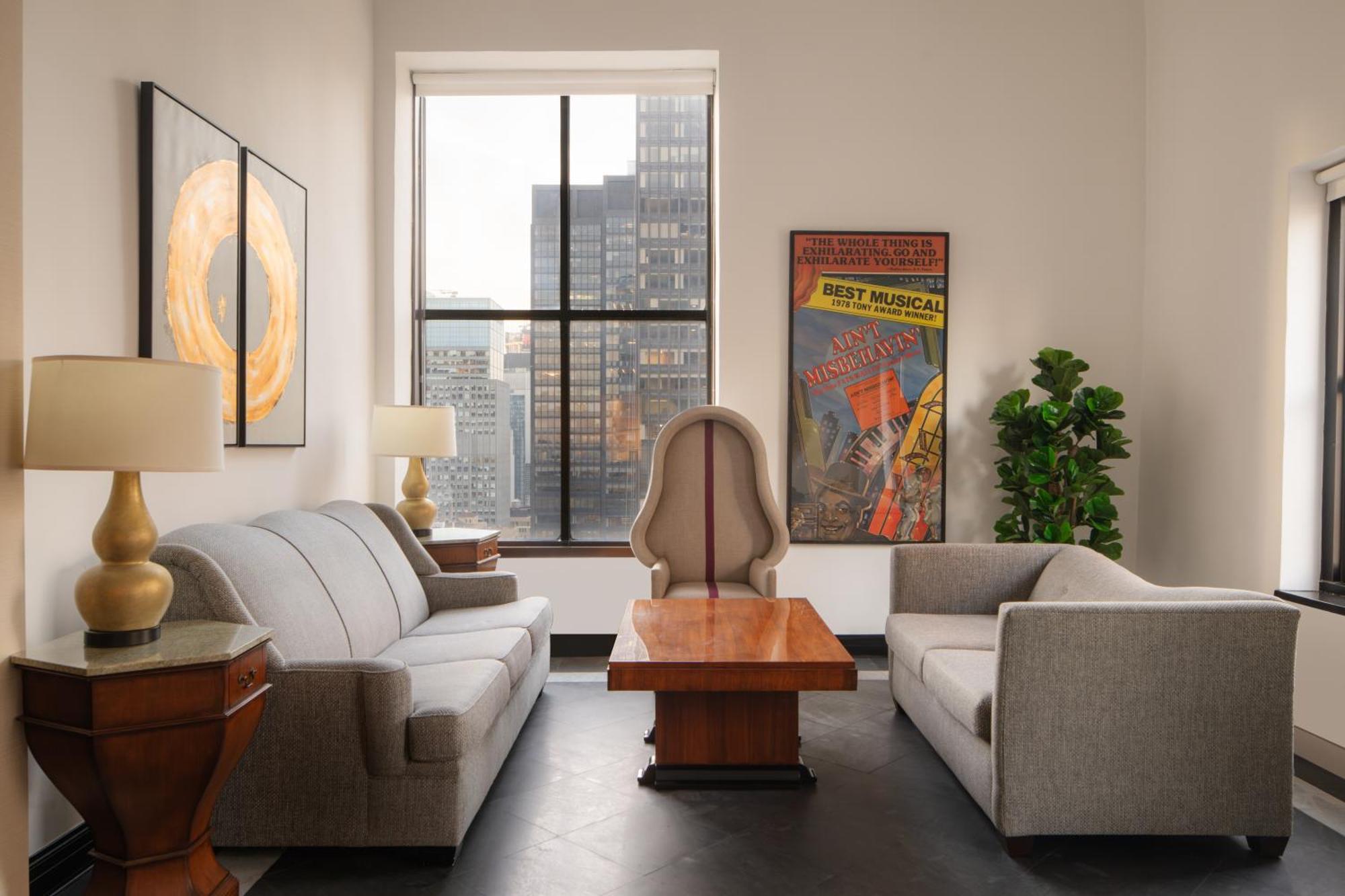 The Manhattan Club Hotel