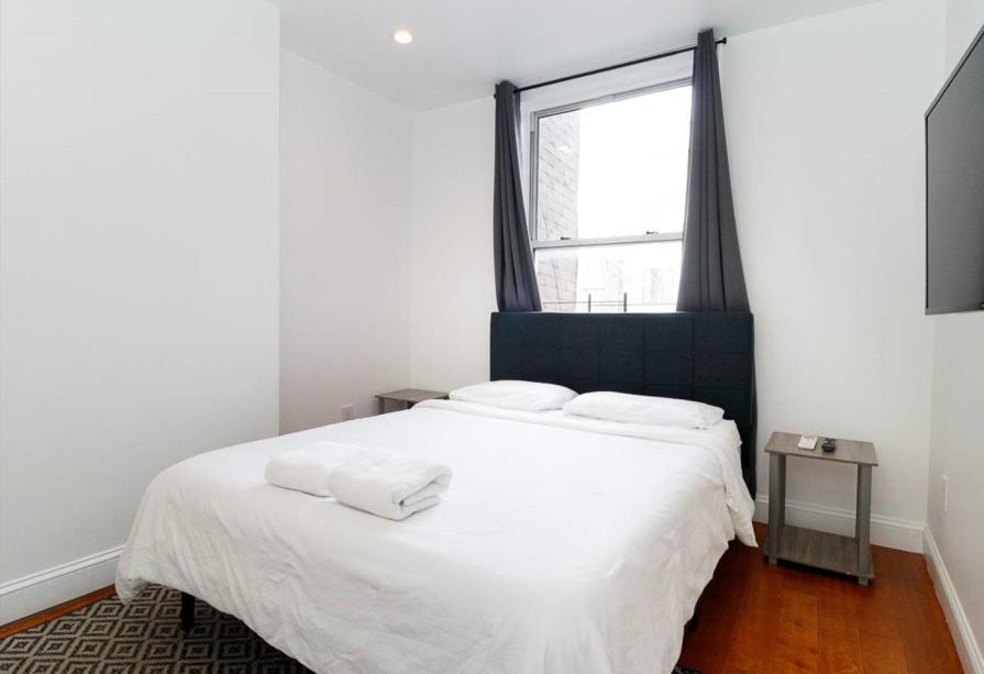 Apartment Lovely 3 Bedroom Apt In Nyc New York