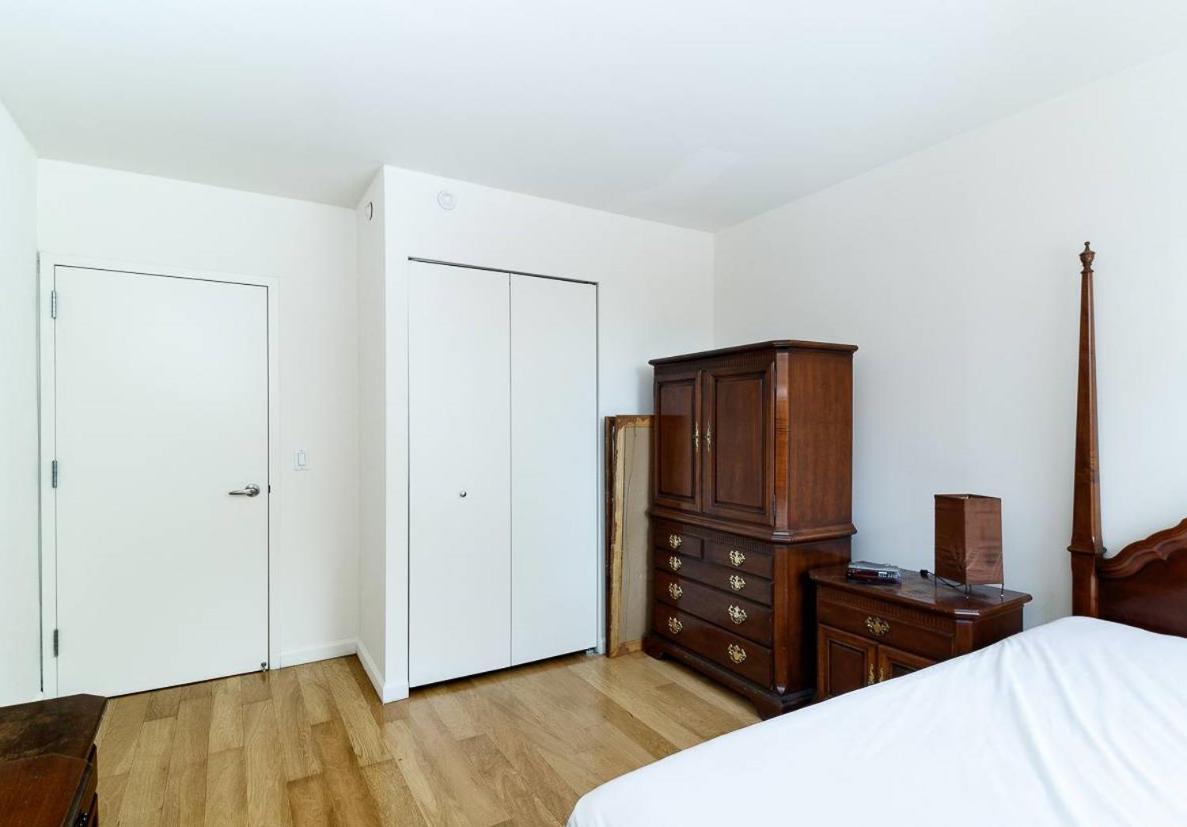 Beautiful 3 Bedroom 1 Bath Unit Apartment