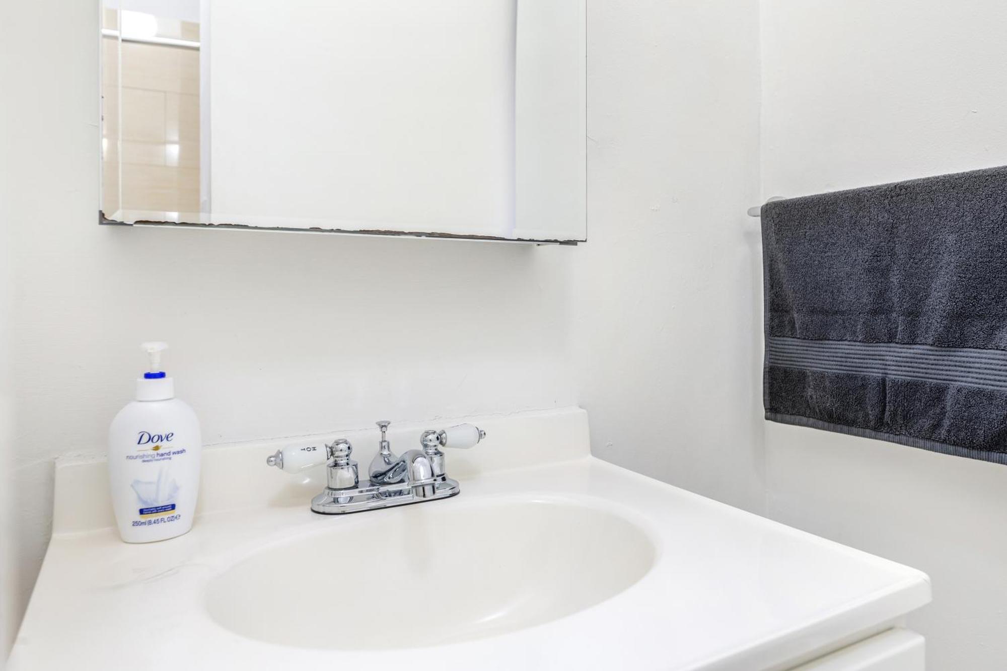 Appartement Hidden Cozy 2bd In Manhattan